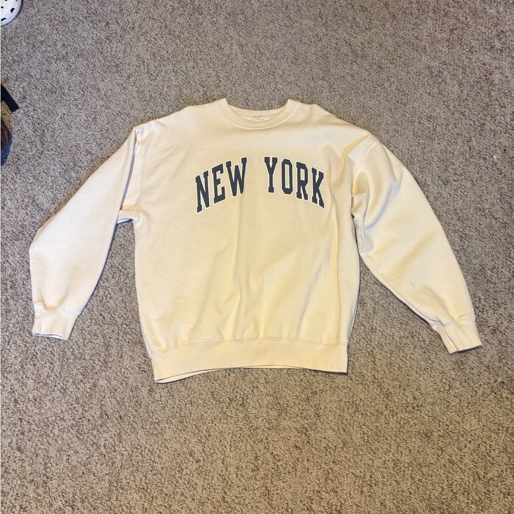 Brandy Melville Cream "NEW YORK" Crewneck Sweatshirt